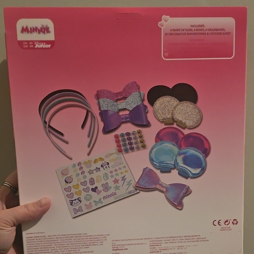 NIB Disney Minnie Mouse Colorful Ears Craft Set - Picture 2 of 2